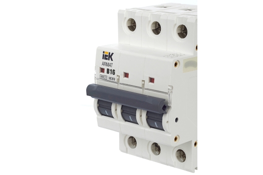 ARMAT Автоматический выключатель M06N 3P B 16А IEK